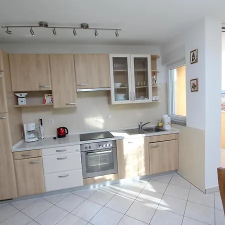 Apartment Dila *